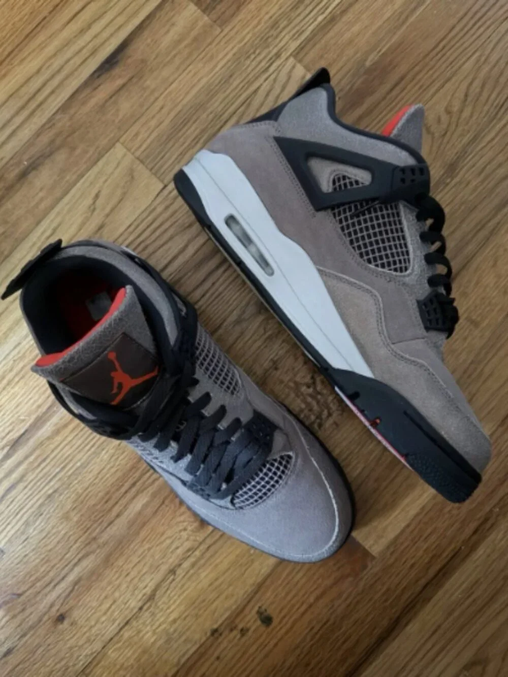Jordan 4 Retro Mid Taupe Haze